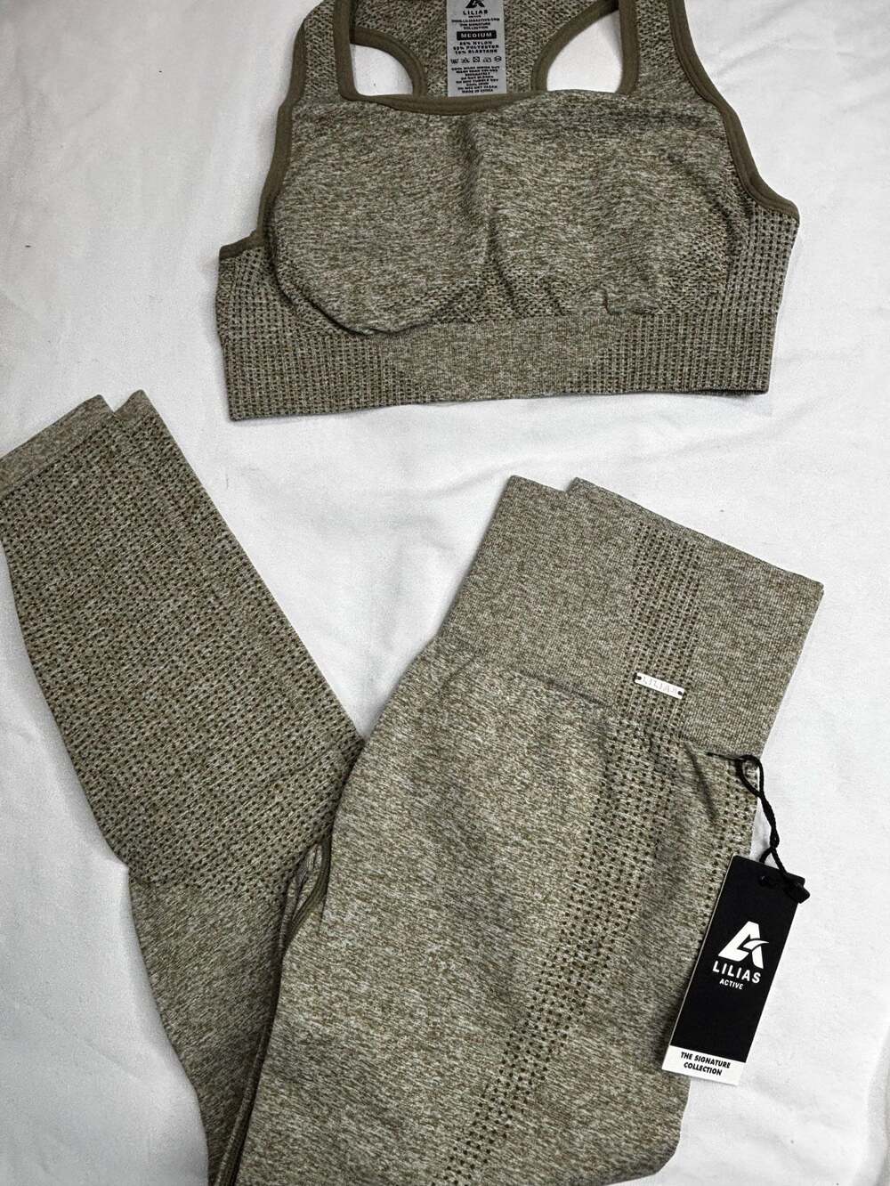 LILIAS Active The Signature Collection Seamless 2-Piece Workout Set Medium Khaki